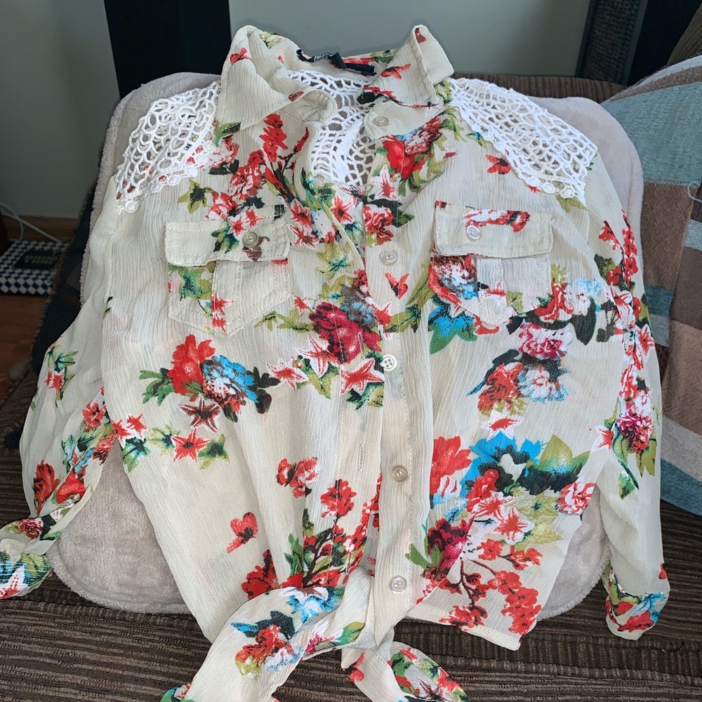 Boho style cropped shirt❤️✨